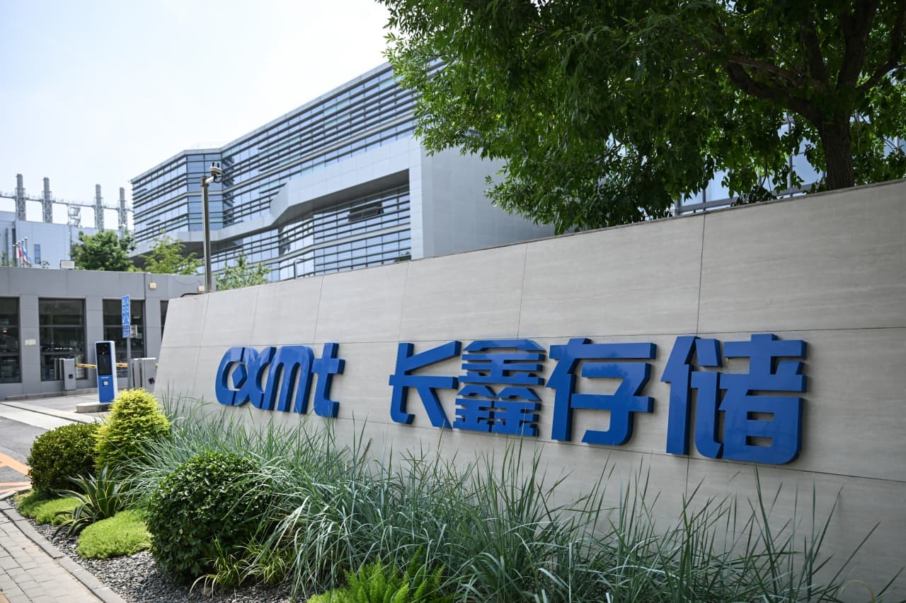 Micron’s Chinese rival just reported its first earnings as a public company — and sales are booming