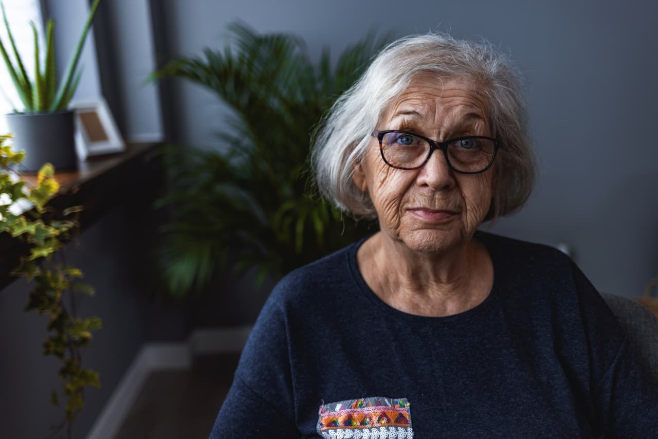 ‘She gave a neighbor $2,000’: Social Security overpaid my mother, 82, by $20,000. What else is hiding in her finances?