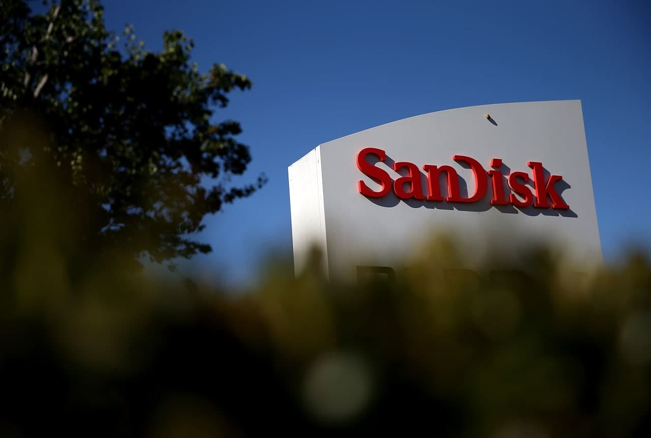 Sandisk’s stock is rising: Why one analyst says AI could help it reach new heights