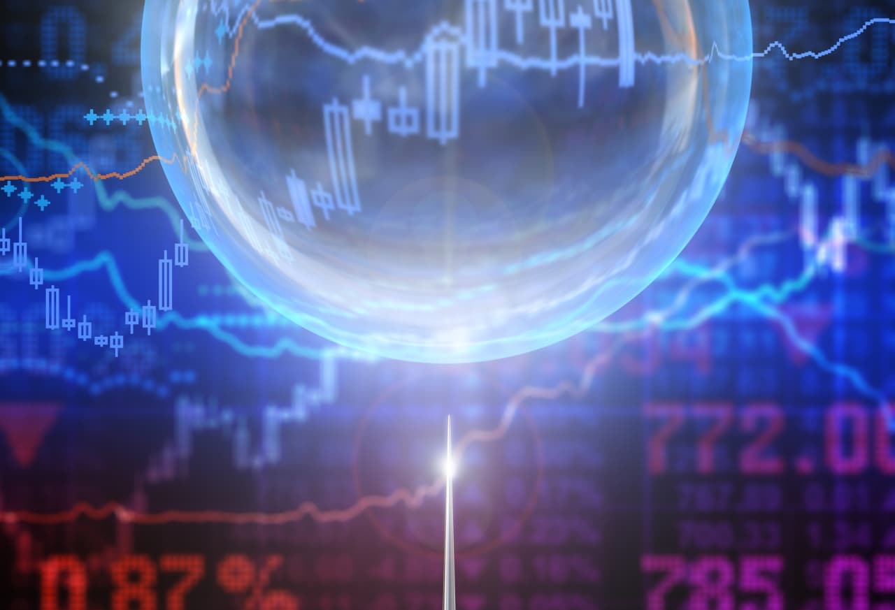 Why growth stocks’ surprising strength may be warning of a market bubble