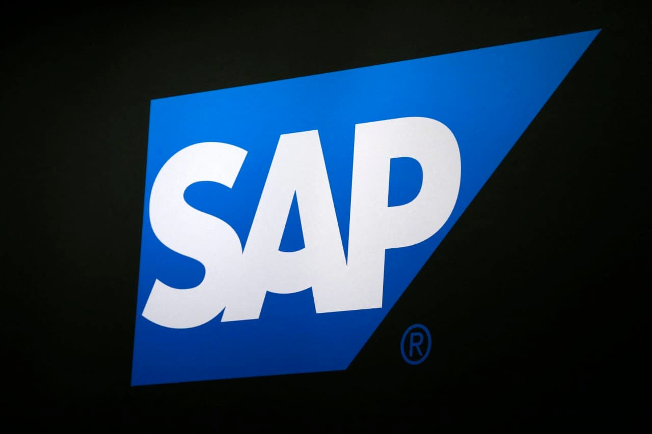 SAP stock slumps as UBS downgrades stock on ‘slow’ move into AI